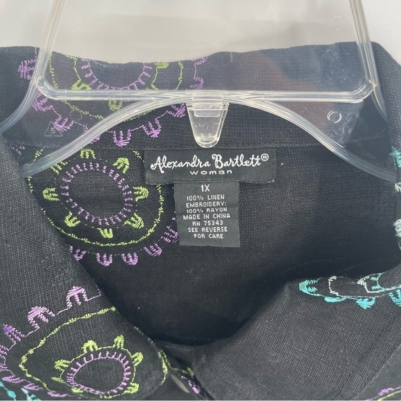 ALEXANDRA BARTLETT 100% Linen Black Embroidered Collared button jacket Size 1X - Picture 4 of 9